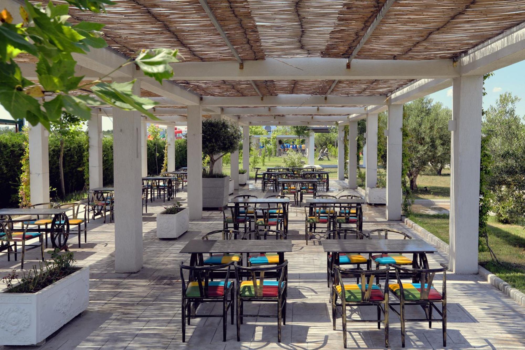 Velipoja Grand Europa Resort, Affiliated By Melia Dış mekan fotoğraf